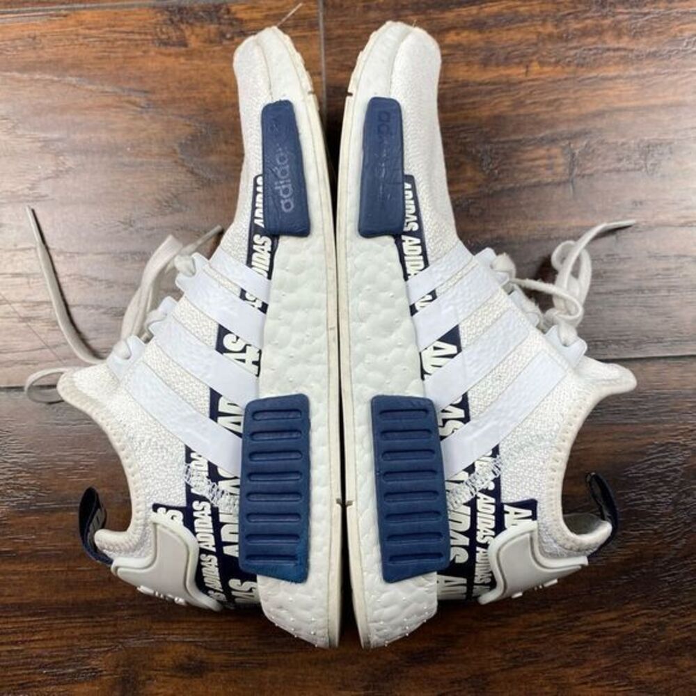 Adidas  boost originals NMD_R1 J  SZ 4